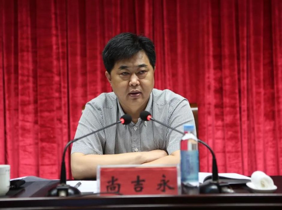 万达集团召开“找问题·出方案·抓落实”专项工作总结大会